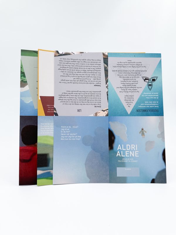 Ekstra sett med tweenshefter og foreldremagasin